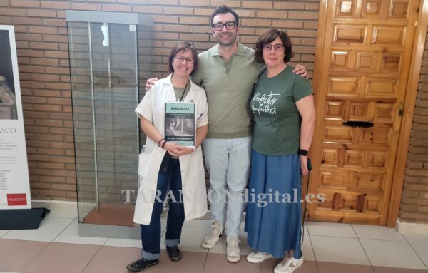 La Biblioteca Municipal de Tarancón celebra hoy el día del cine español con la proyección de dos películas «Embrujo» y «Valentina»