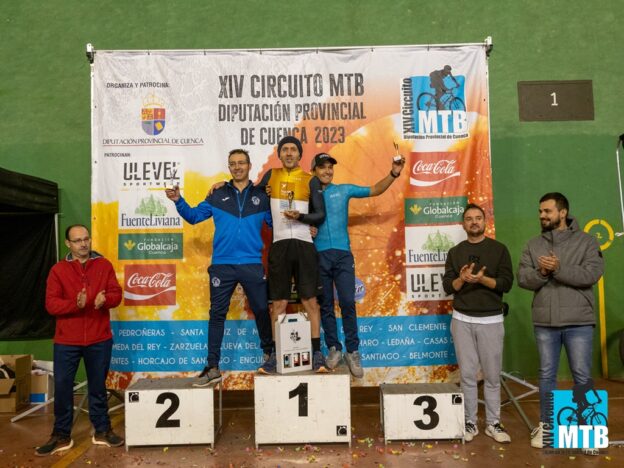 Los bikers Paula Plaza y Agustín Fernández se hacen con la XI edición del Trofeo Pino Rincón