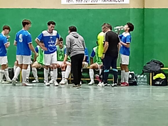 1-4 El Chiloeches FS Juvenil, frenó al equipo de la EFS Futsal Tarancón en el Grupo III del Campeonato Regional Juvenil de Fútbol Sala en el pabellón Peña el Águila.