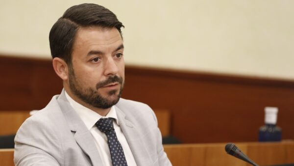 VOX solicita al Partido Popular de C-LM presentar una solicitud conjunta de Pleno para que se debata sobre la amnistía en el Pleno de las Cortes Regionales