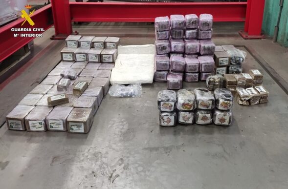 La Guardia Civil detiene nuevamente a dos personas por tráfico de drogas en la A-4