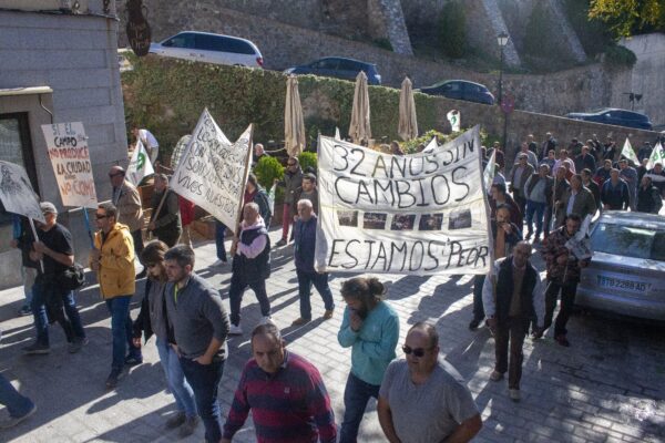 VOX apoya a los agricultores y ganaderos que se manifiestan contra las políticas agrarias del gobierno de Page