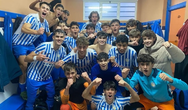 Paso adelante del equipo Juvenil A de la EFB Jesús de la Ossa en la Liga Nacional Grupo XV. 1-2 ante el CD Torrijos suma tres valiosos puntos para, al menos provisionalmente salir de la zona de descenso