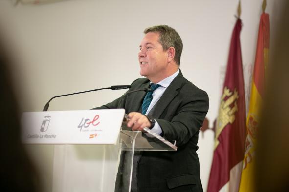García-Page avanza que las ayudas al alquiler para mujeres víctimas de violencia de género cubrirán al “cien por cien” de las solicitantes