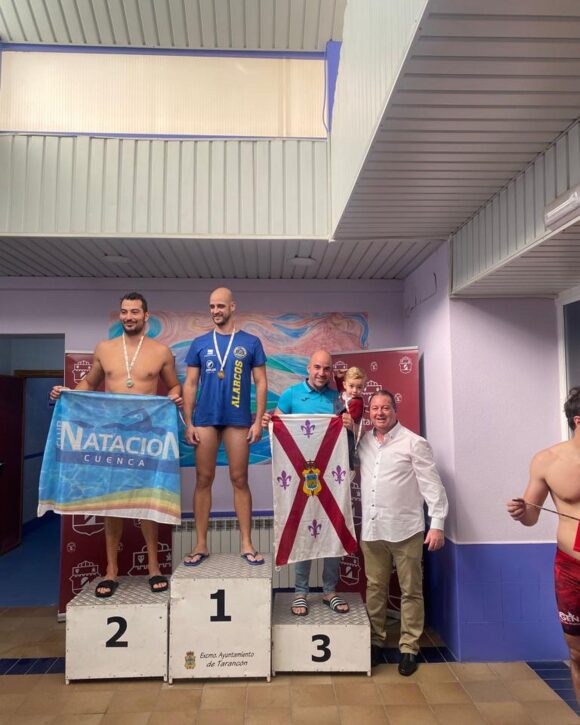 Éxito de organización, récord de participación y buenos resultados para la representación local en el Campeonato Regional Máster de Natación en la piscina Municipal de Tarancón durante el fin de semana