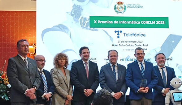 Premio a la Facultad de Comunicación por un proyecto  de generación de noticias con inteligencia artificial