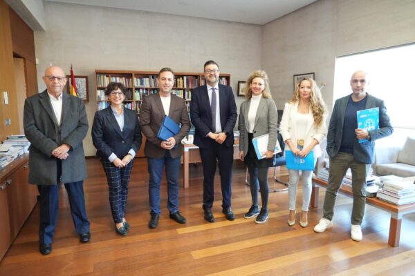 ANPE Castilla La Mancha se reúne con el consejero de educación y solicita convocar la comisión de seguimiento del acuerdo de mejoras para temporalizar las medidas pendientes