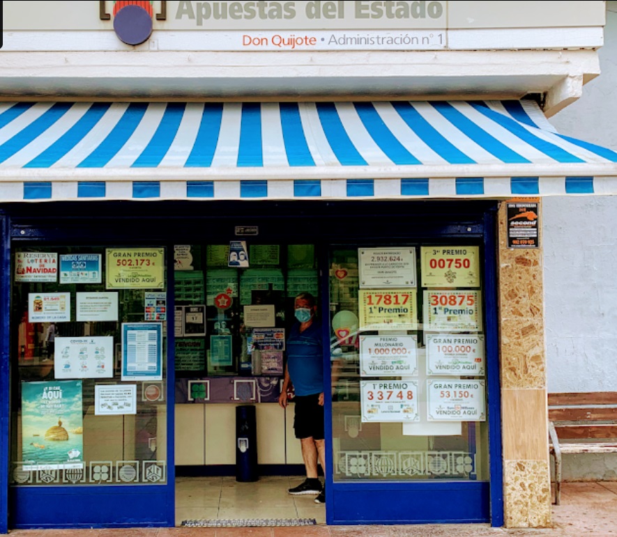 La Suerte sonríe a una Administración de Parla, propiedad de un taranconero, y reparte tres premios en el sorteo extraordinario de Lotería de Navidad