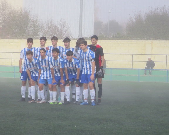 El equipo juvenil B de la EFB Jesús de la Ossa, busca su quinta jornada sin perder en el inédito campo del CD Almoradiel este fin de semana.