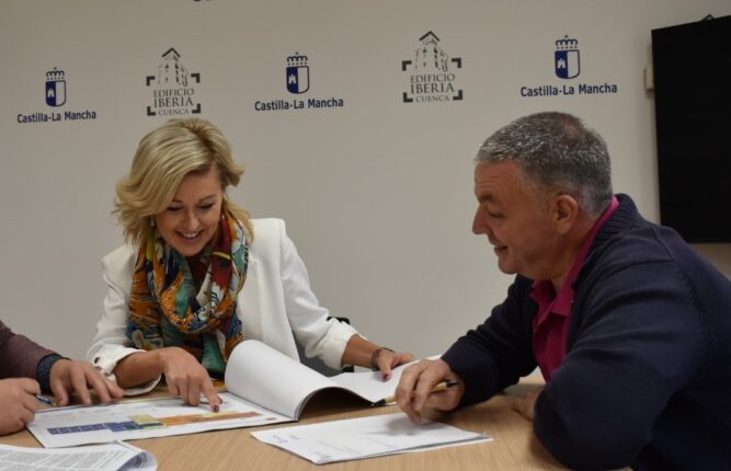El Gobierno regional adjudica las obras de rehabilitación de una vivienda municipal en Cardenete para destinarla al alquiler