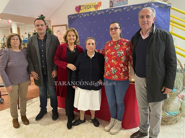 El Grupo Popular del Ayuntamiento de Tarancón reanuda su visita a la Residencia de mayores San Ramón y la Milagrosa para felicitar la Navidad