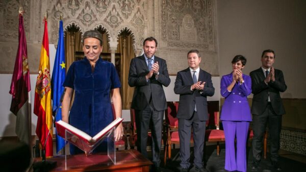 Milagros Tolón avanza su hoja de ruta como nueva delegada del Gobierno en la región