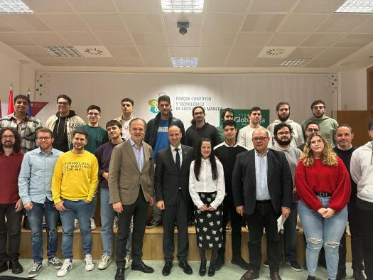 El Proyecto DUALTEC puesto en marcha por el Gobierno regional, la Fundación Globalcaja y el Parque Científico y Tecnológico registra una inserción laboral de casi el 80 por ciento