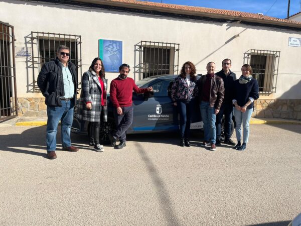 El Gobierno regional dota de un nuevo vehículo al Distrito de Salud Pública de Belmonte