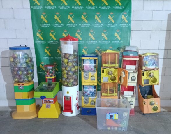 La Guardia Civil detiene a una persona por el robo de 21 máquinas expendedoras
