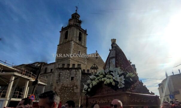 Centenares de taranconeros despiden a la Virgen de Riánsares en un Acto Solemne y Tradicional