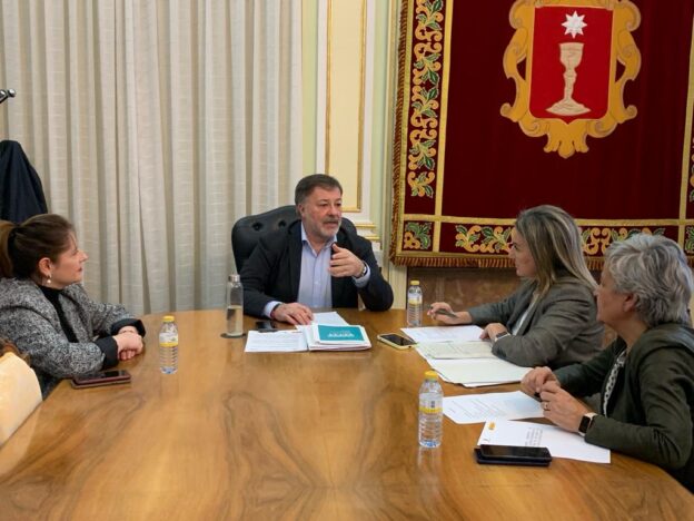 Milagros Tolón traslada el apoyo y el compromiso del Gobierno de España con los retos y oportunidades de Cuenca