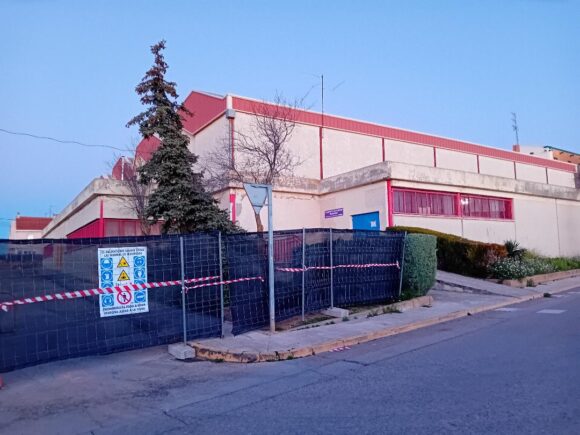 Iniciadas las obras de remodelación del pabellón  polideportivo Peña elAguila de Tarancón.