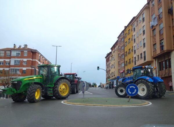 España Vaciada transmite su apoyo a agricultores y ganaderos  denunciando que no se aplican soluciones y sí más dificultades