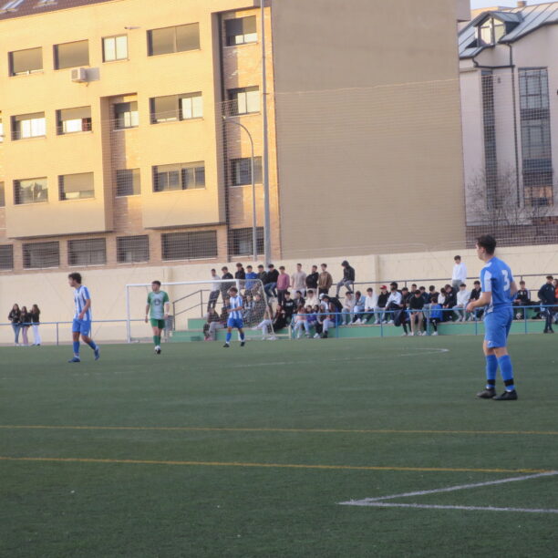 En la liga Regional Cadete de Fútbol 11, la EDM Tarancón, logra un empate y una victoria ante la EF Conquense