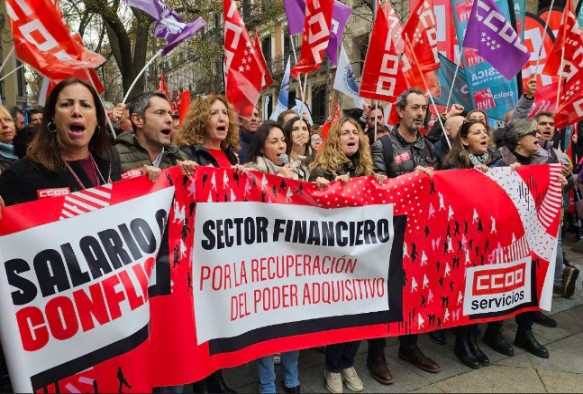 Unas 5.000 personas trabajadoras del sector financiero en Castilla-La Mancha, convocadas el lunes 26 a no entrar a trabajar hasta las diez de la mañana