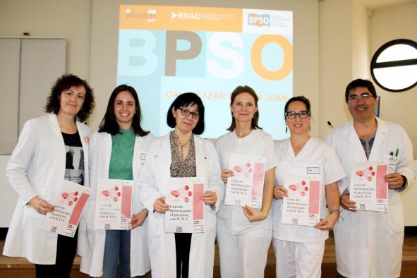 La Gerencia de Alcázar de San Juan presenta una guía dirigida a pacientes con ictus y cuidadores