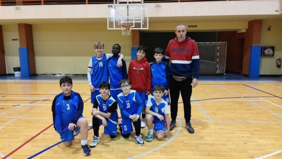 Buena jornada para Hormigones y Ferrallas CB Tarancón en la fase zonal de Baloncesto regional. Victoria a domicilio del equipo Junior en Mora de Toledo y en casa en la fase zonal del senior ante el CB Yuncos.
