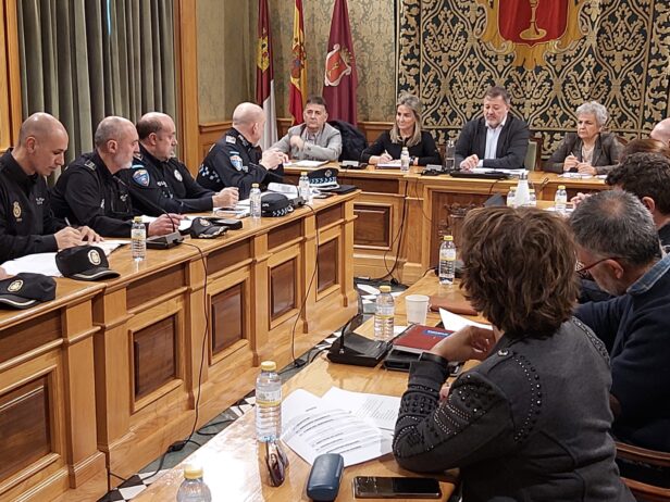 Milagros Tolón destaca la incorporación de drones de la Policía Nacional al dispositivo de seguridad de la Semana Santa de Cuenca