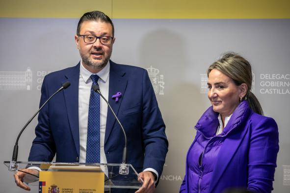El Gobierno regional pondrá en marcha la ´Estantería Arcoíris´ en 200 bibliotecas de Castilla-La Mancha y bibliobuses