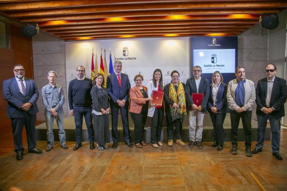 Castilla-La Mancha refuerza la estabilidad de la Mesa del Tercer Sector Social con una subvención finalista de 460.000 euros