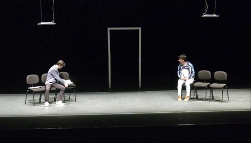 «Locos» llega al teatro de Tarancón, el próximo 4 de mayo explorando la masculinidad y la salud mental
