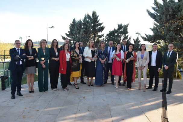 La vicepresidenta de la Diputación anima a las mujeres empresarias para que participen en el concurso Integra 4.0