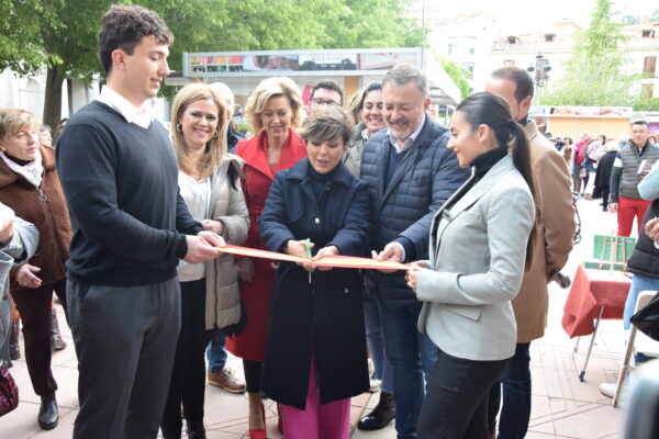 Sonsoles Ónega abre Cuenca Lee 2024 rendida a los grandes nombres conquenses y reivindicando “la felicidad de la lectura”