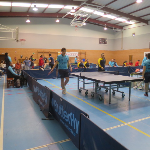 Buena jornada de Tenis de Mesa en el Gimnasio Reina Sofia, con satisfactorios resultados para los equipos taranconeros