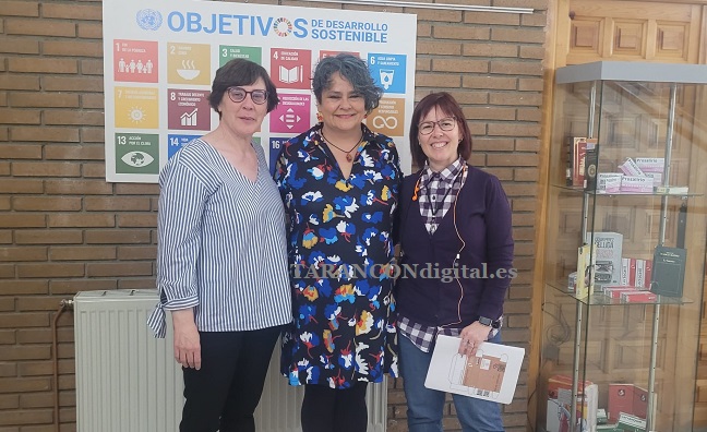 Carolina Rueda protagoniza la sesión de narración oral en la programación del mes del libro en la Biblioteca Municipal de Tarancón