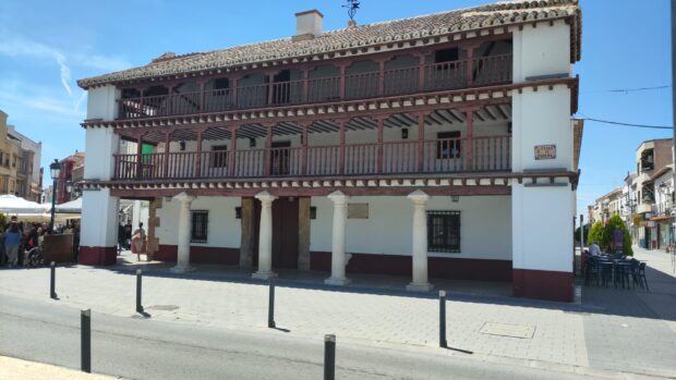 UGT Servicios Públicos denuncia la situación de insalubridad en la que tiene que trabajar una empleada del Ayuntamiento de Tomelloso