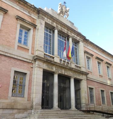 El Gobierno regional reconoce a 92 integrantes de las Fuerzas y Cuerpos de Seguridad por su trayectoria, una actuación meritoria o la permanencia en el servicio