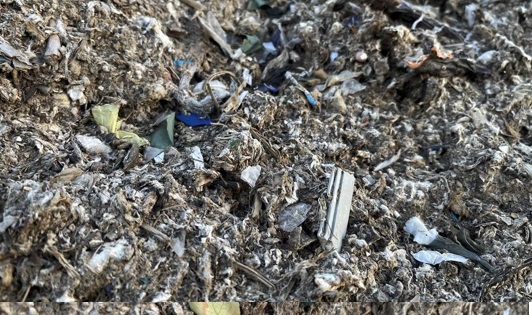 Denuncian vertidos con material prohibido para abonar en parcelas de Casas de Haro