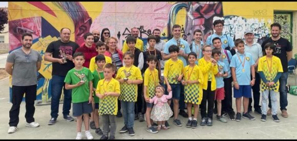 Éxito del I Trofeo de Ajedrez San Víctor y Santa Corona, promovido por la Hermandad de la popular barriada y organizada por el Caissajedrez de Tarancón con motivo de las fiesta de los copatronos de la ciudad.,