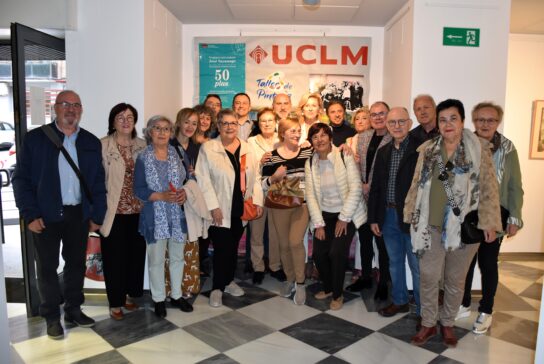 Los ‘Saramagos” exponen sus trabajos del Taller de Arte en la Sala Princesa Zaida