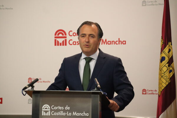 VOX exige  el inicio inmediato de las obras del AVE Madrid-Extremadura y el soterramiento del trazado urbano en Talavera de la Reina