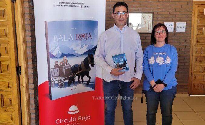 José Antonio Cebrian, presenta su segunda novela en la Biblioteca Municipal Luis Rius de Tarancon, “Bala Roja” en la que quiere rendir “homenaje a la mujer por su lucha y saber reinventarse con tanto trabajo”