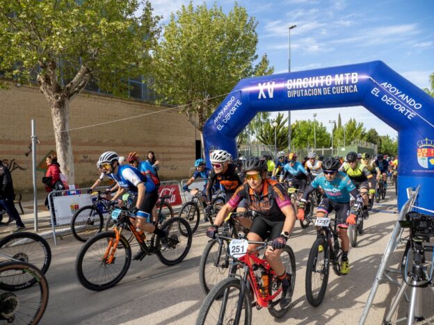 Espectacular triunfo de Paula Plaza y Pedro Guillén en la XV BTT San Marcos
