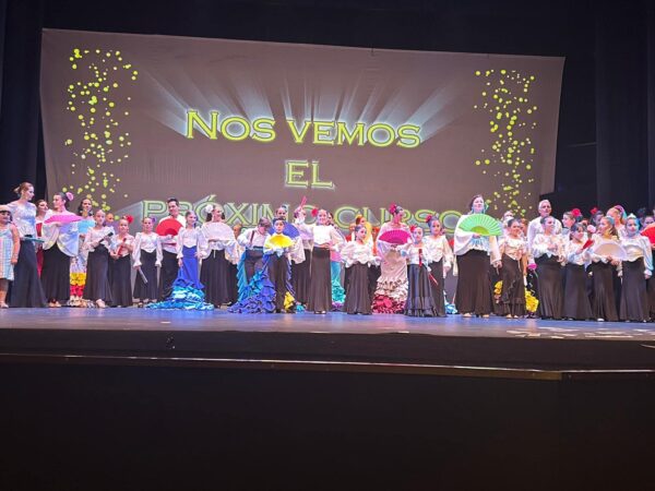 Estampa Flamenca cierra el curso con un homenaje al cine en el Auditorio de Tarancón