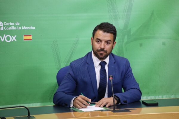 Iván Sánchez: “Es un gran resultado para VOX, porque mientras que el socialismo pierde escaños, nosotros seguimos creciendo”