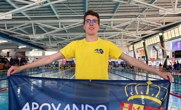 Destacada actuación de Adrián González López en el Campeonato de España de natación Absoluto por clubes para personas con discapacidad.