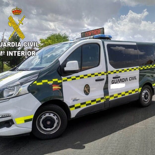 La Guardia Civil detiene a un grupo criminal dedicado a robos de vehículos y robo de mercancías en el interior de camiones