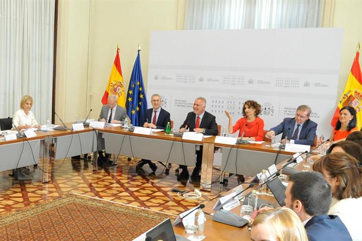 Hacienda comunica a Castilla-La Mancha que recibirá 6.957 millones de euros en entregas a cuenta en 2025, las mayores de su historia