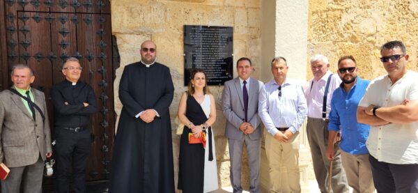 La Diputación de Cuenca invierte 32.000 euros en la reconstrucción del pórtico de la iglesia se San Andrés de Ledaña