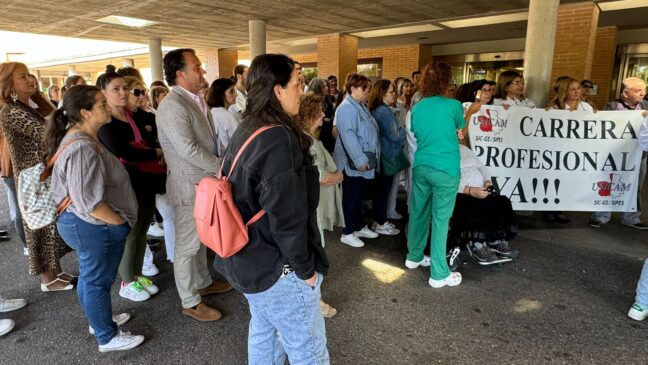 Vox denuncia los recortes del PSOE en sanidad y le acusa de mentir en las listas de espera